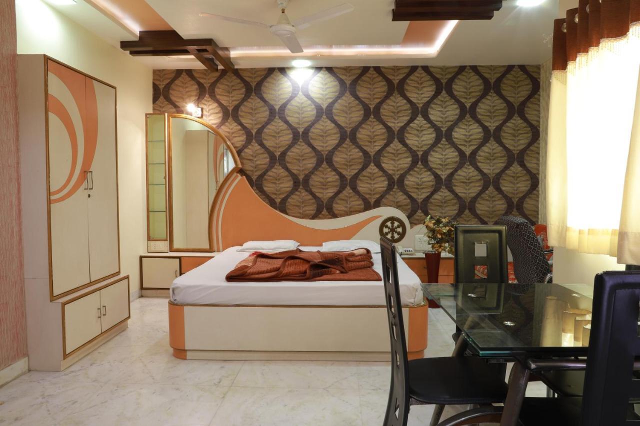Hotel Darshan Amreli Exterior photo