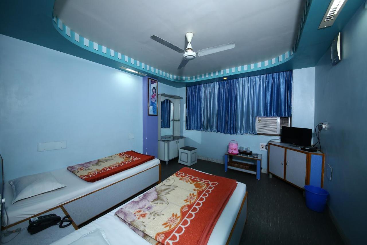 Hotel Darshan Amreli Exterior photo